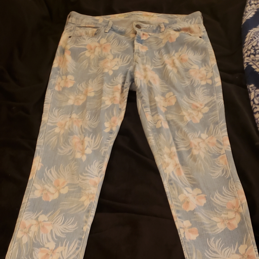 Flower print jeans